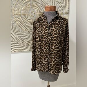 H&M Leopard Print Blouse – Size Small 🐆✨